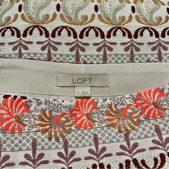 Loft CUTE Shimmer Brocade Skirt! Size 4 - Picture 4 of 4